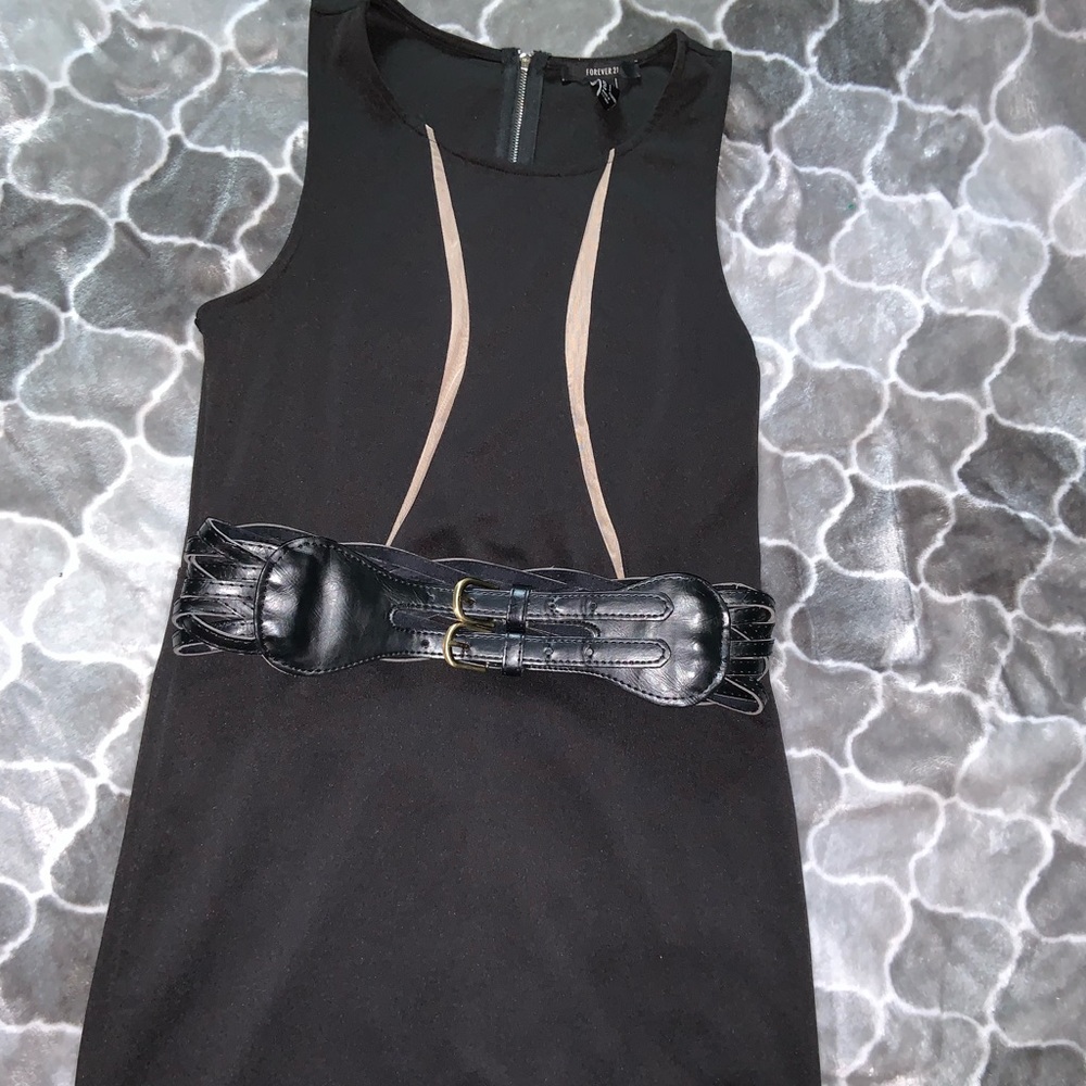 BUSINESS CASUAL LITTLE BLACK DRESS!! (SIZE L)